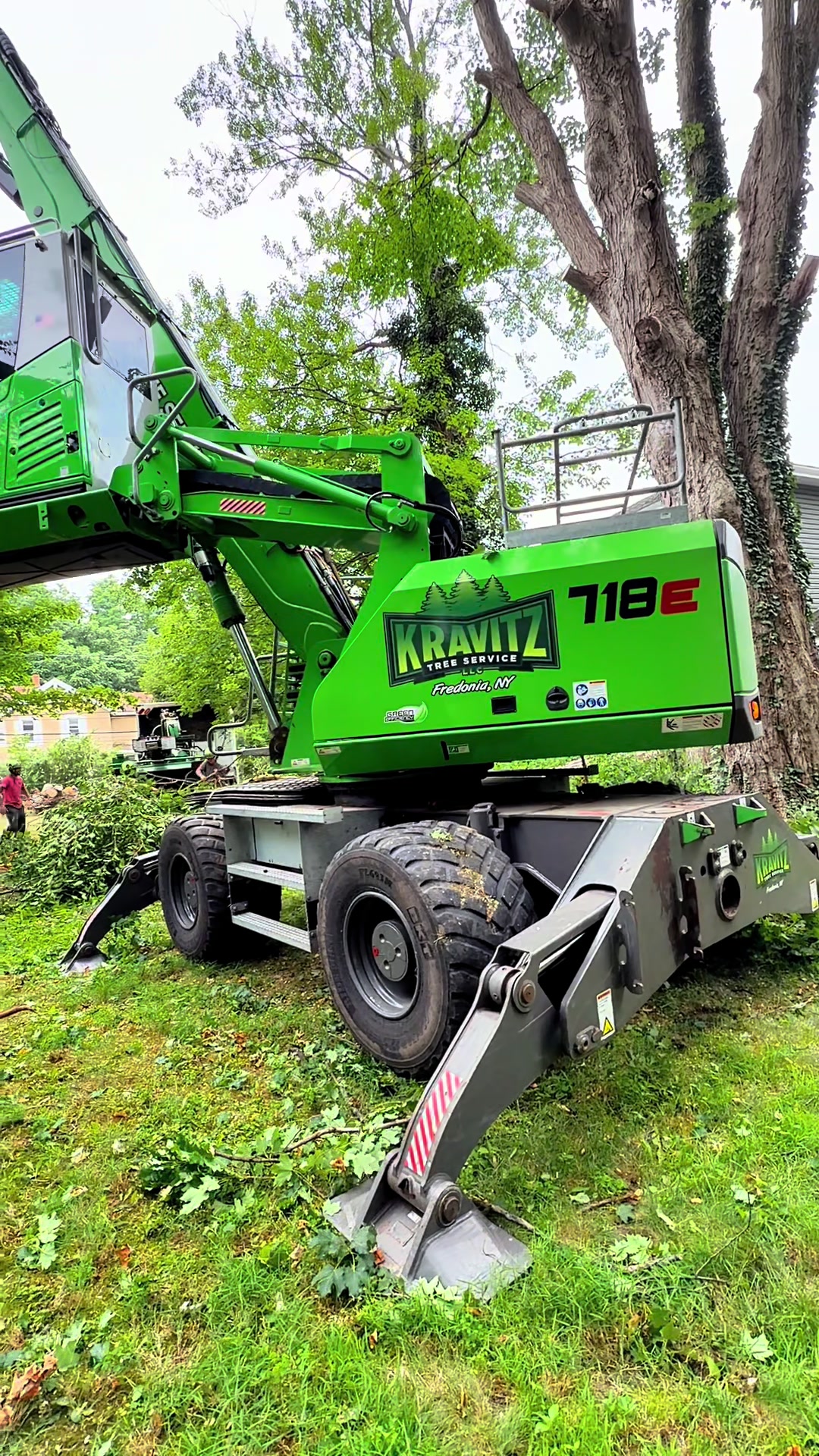@kravitztreeservice