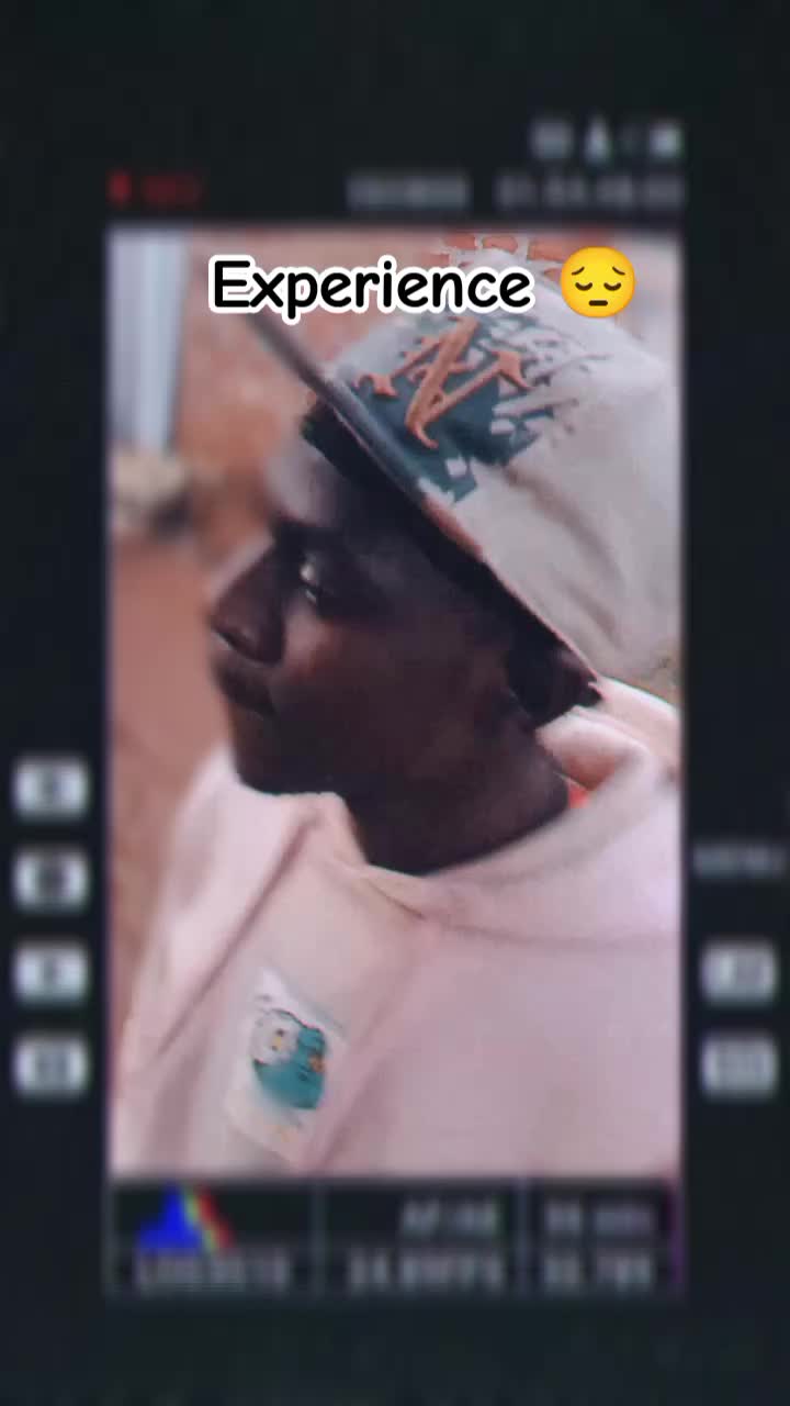 @Ÿè☆Şșëmẅãñgʻą 💨✨️💿