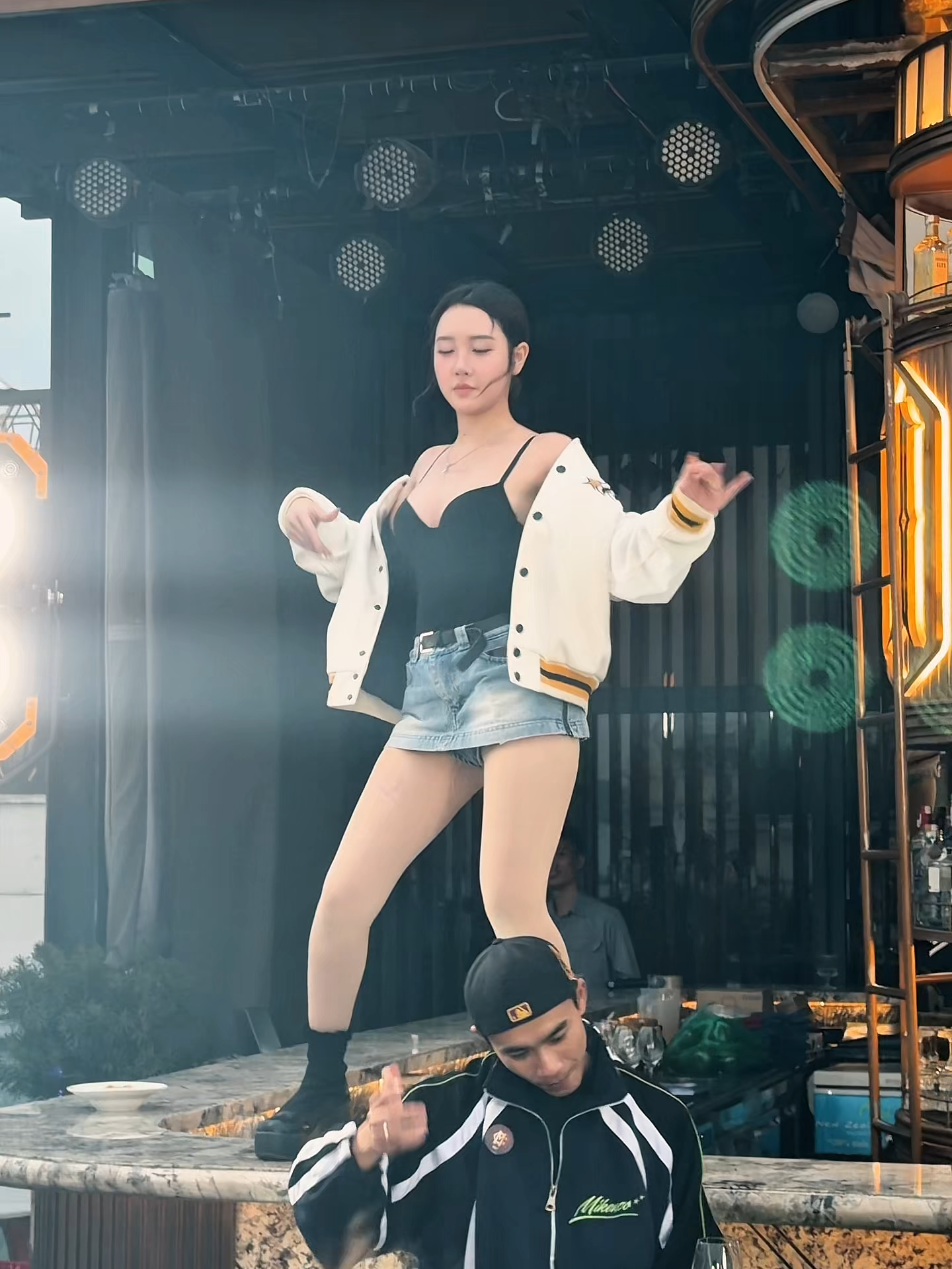 @MaisonMikenco
