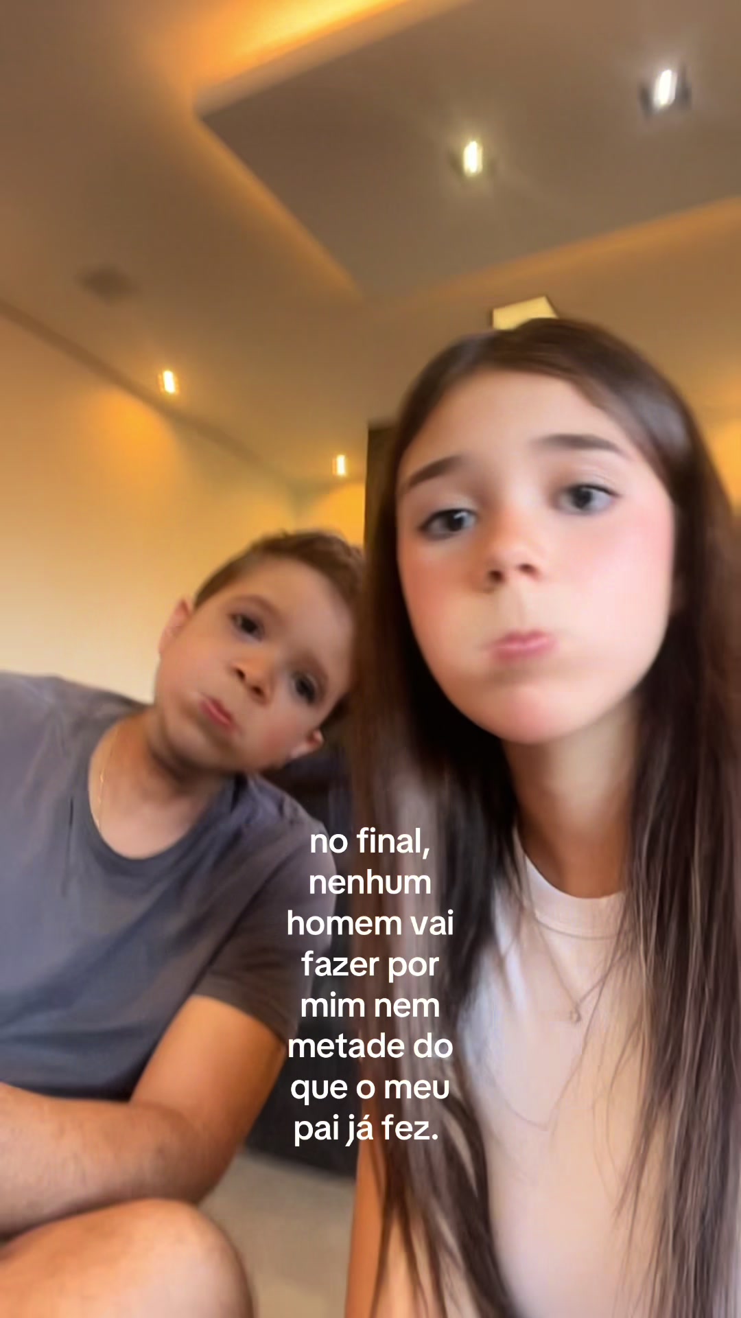 @anaaa