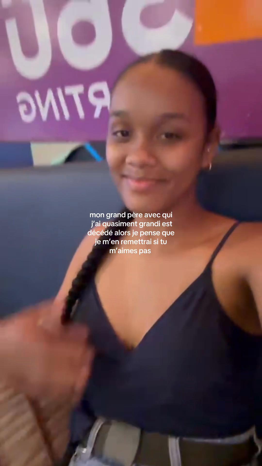 @Maï.