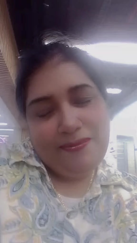 @THRISSUR KkAARI🥰