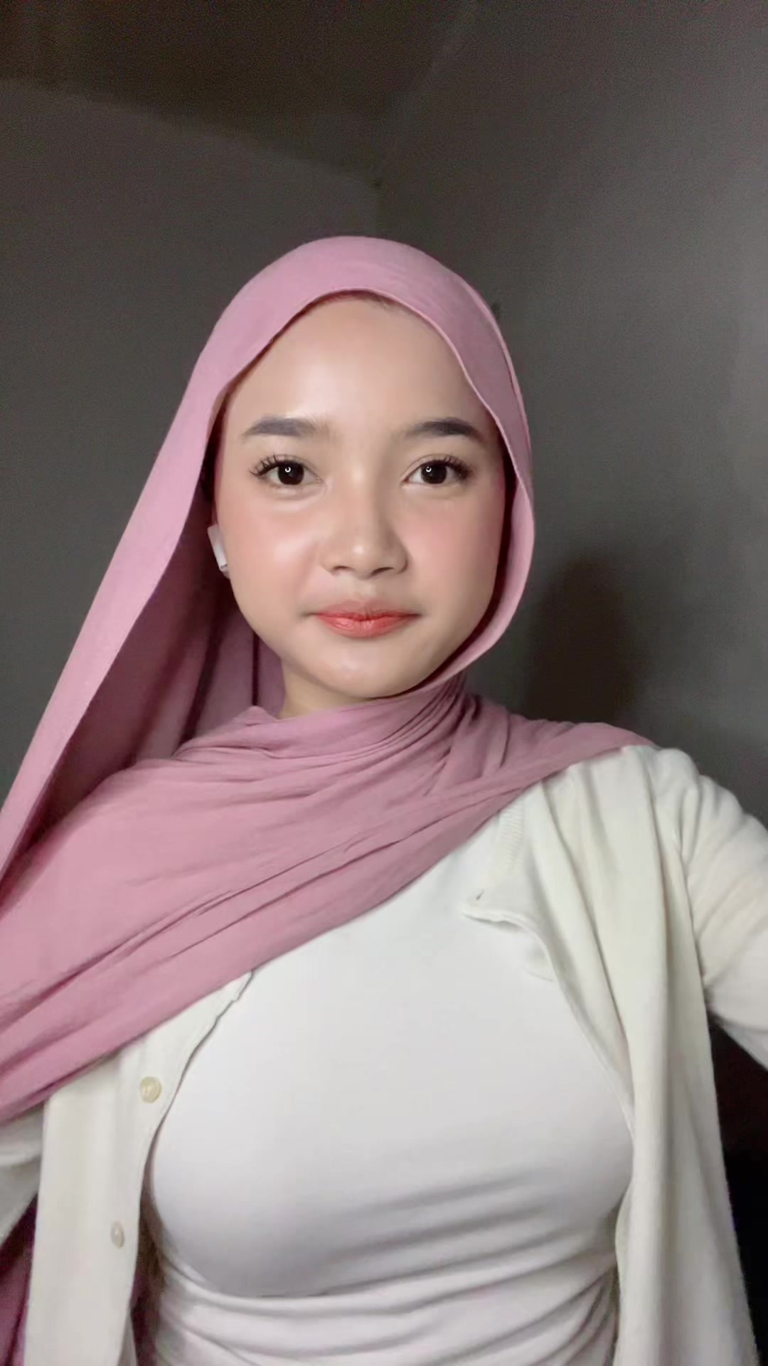 @Rr. Athaya