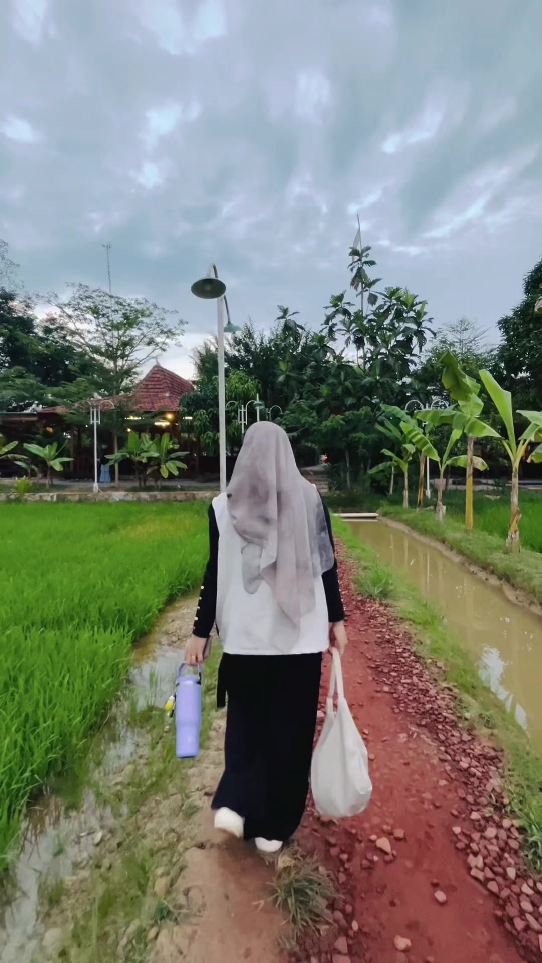 @fhate FATMAWATI