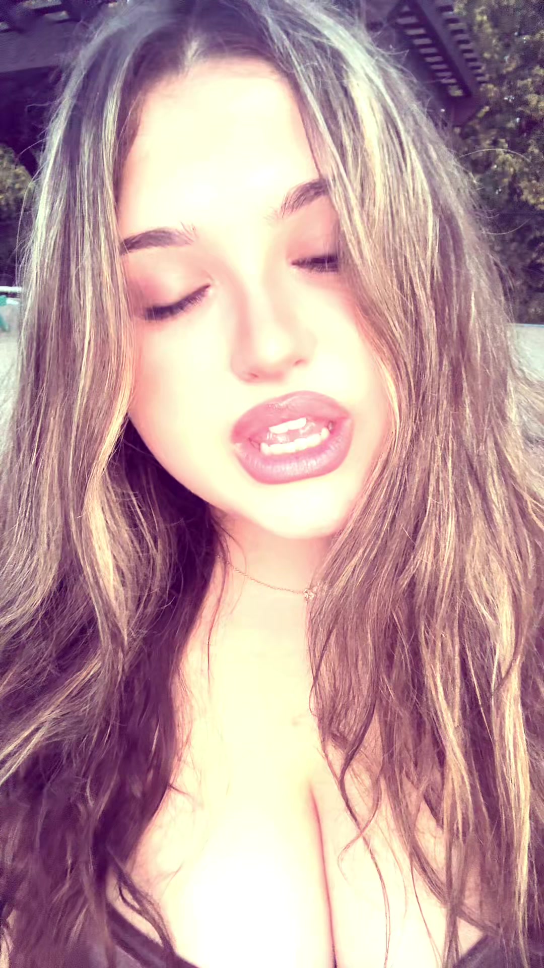 @Liv