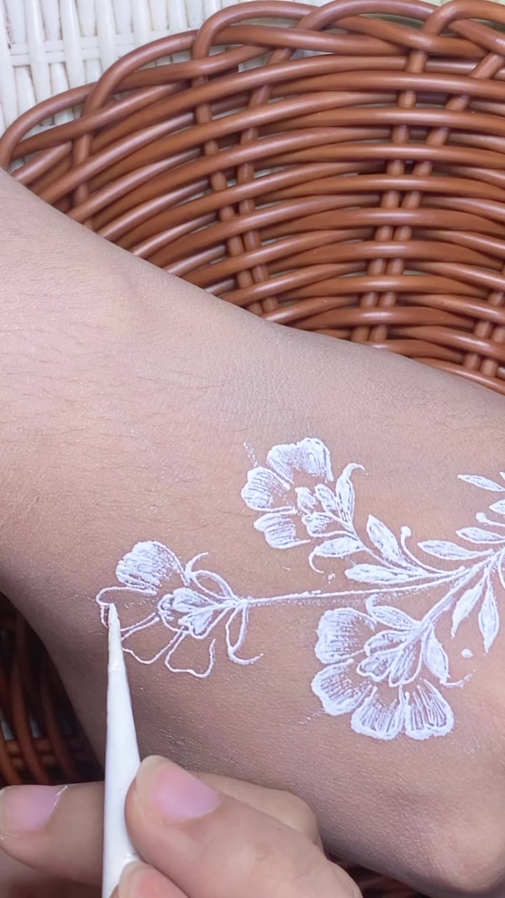 @Farahs_hennaart💅