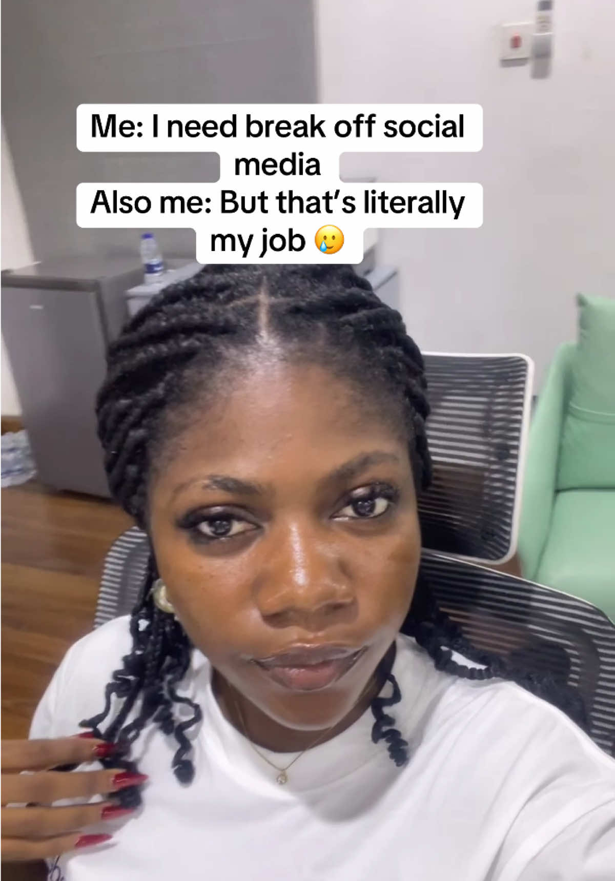 @Theunekwu