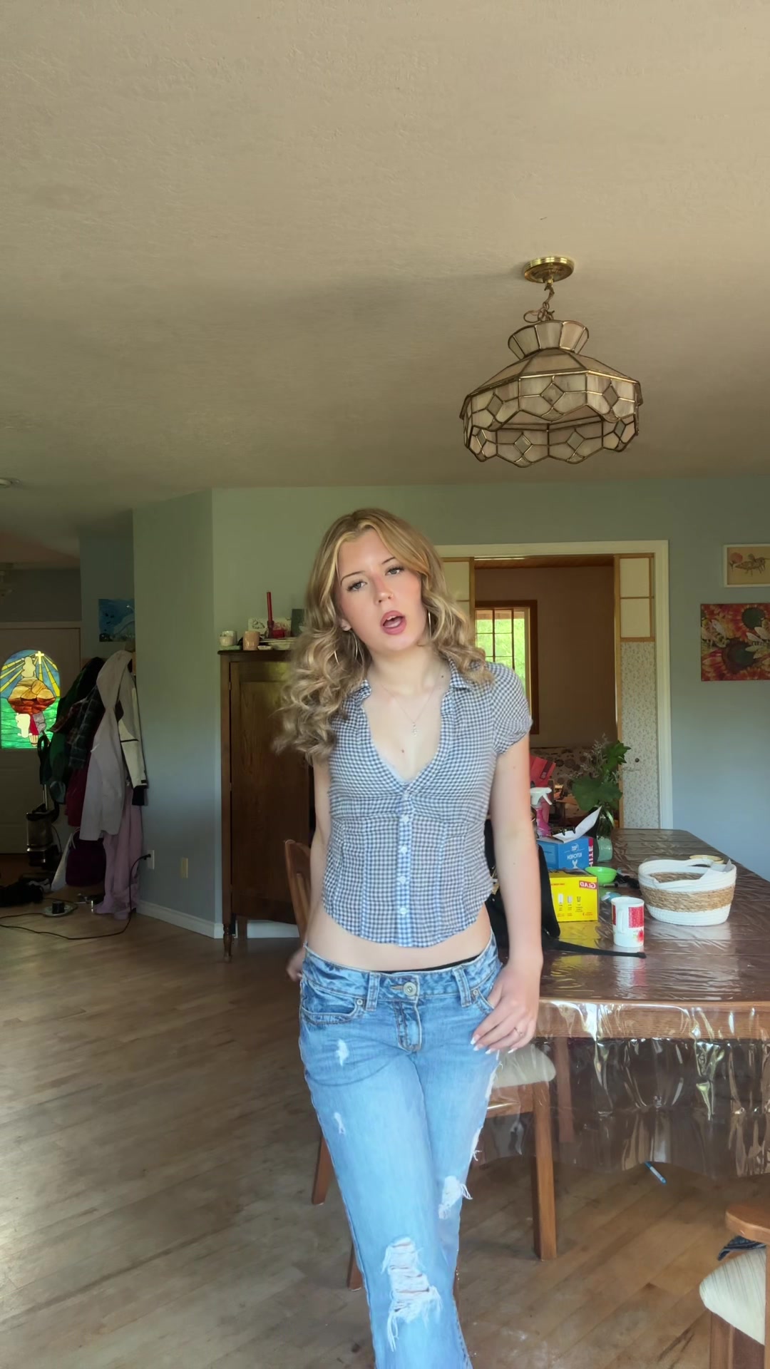 @Bella