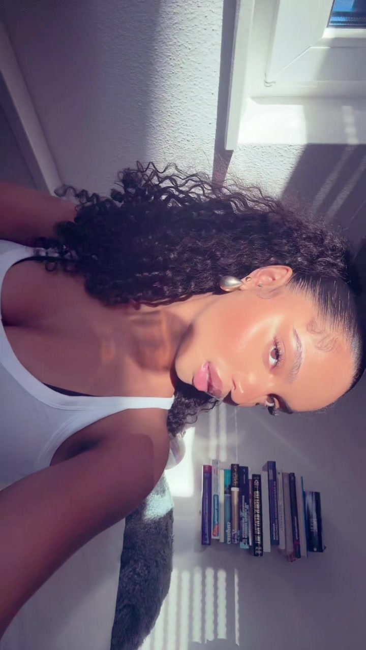 @émilie