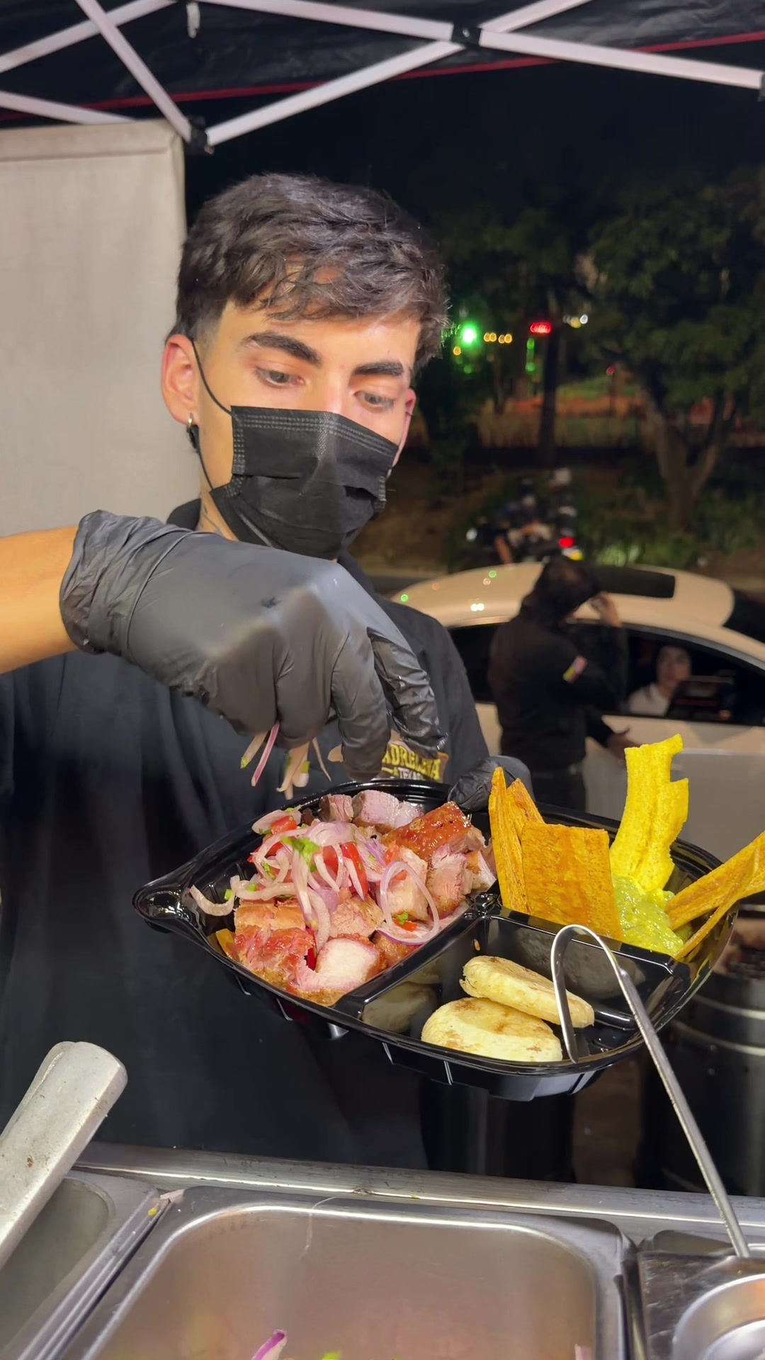 @LolaCarolaFood