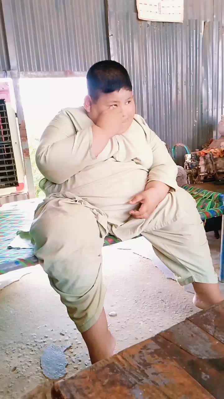 @Chota Khan Baba