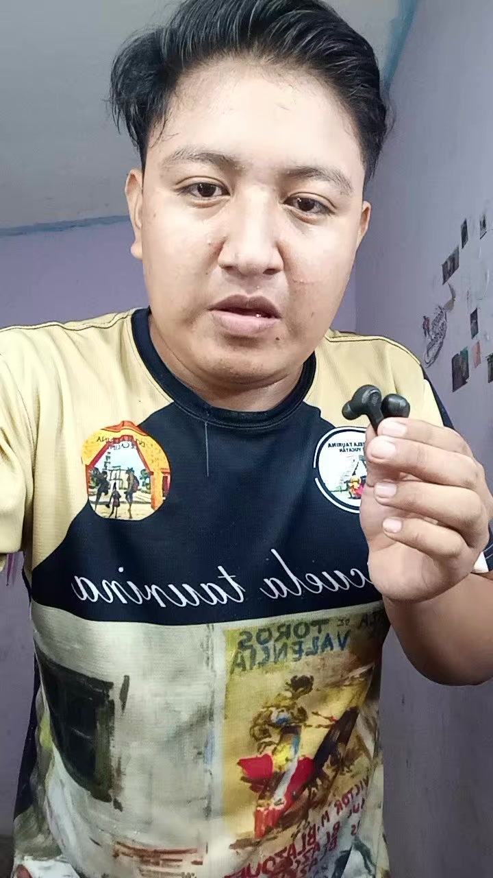 @LUISITO 18