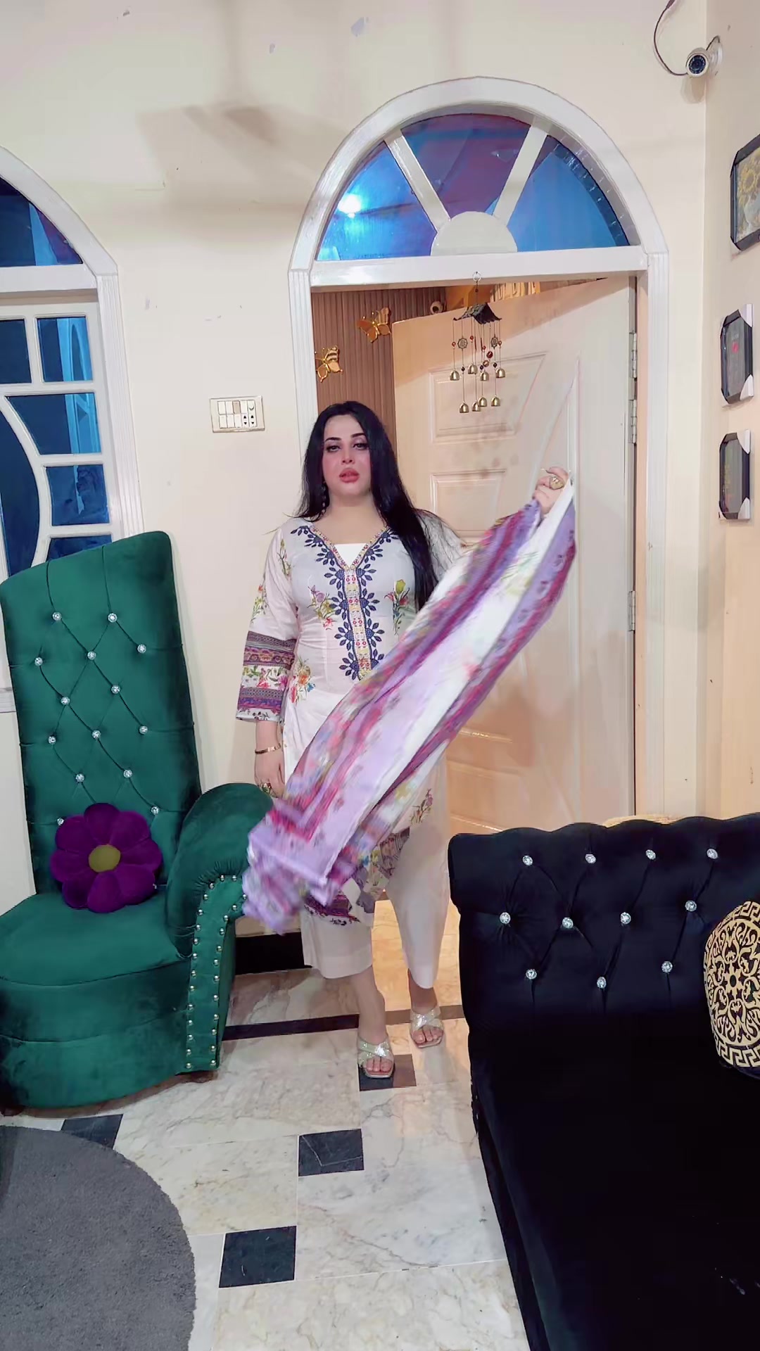 @👑cHaHaT QuEeN👑🧚🏻♀️