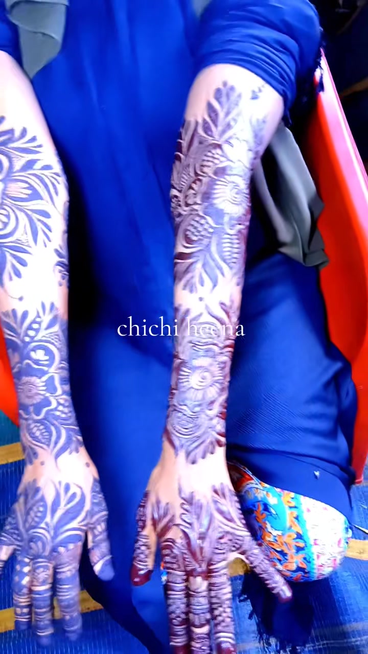 @chichipiko-henna