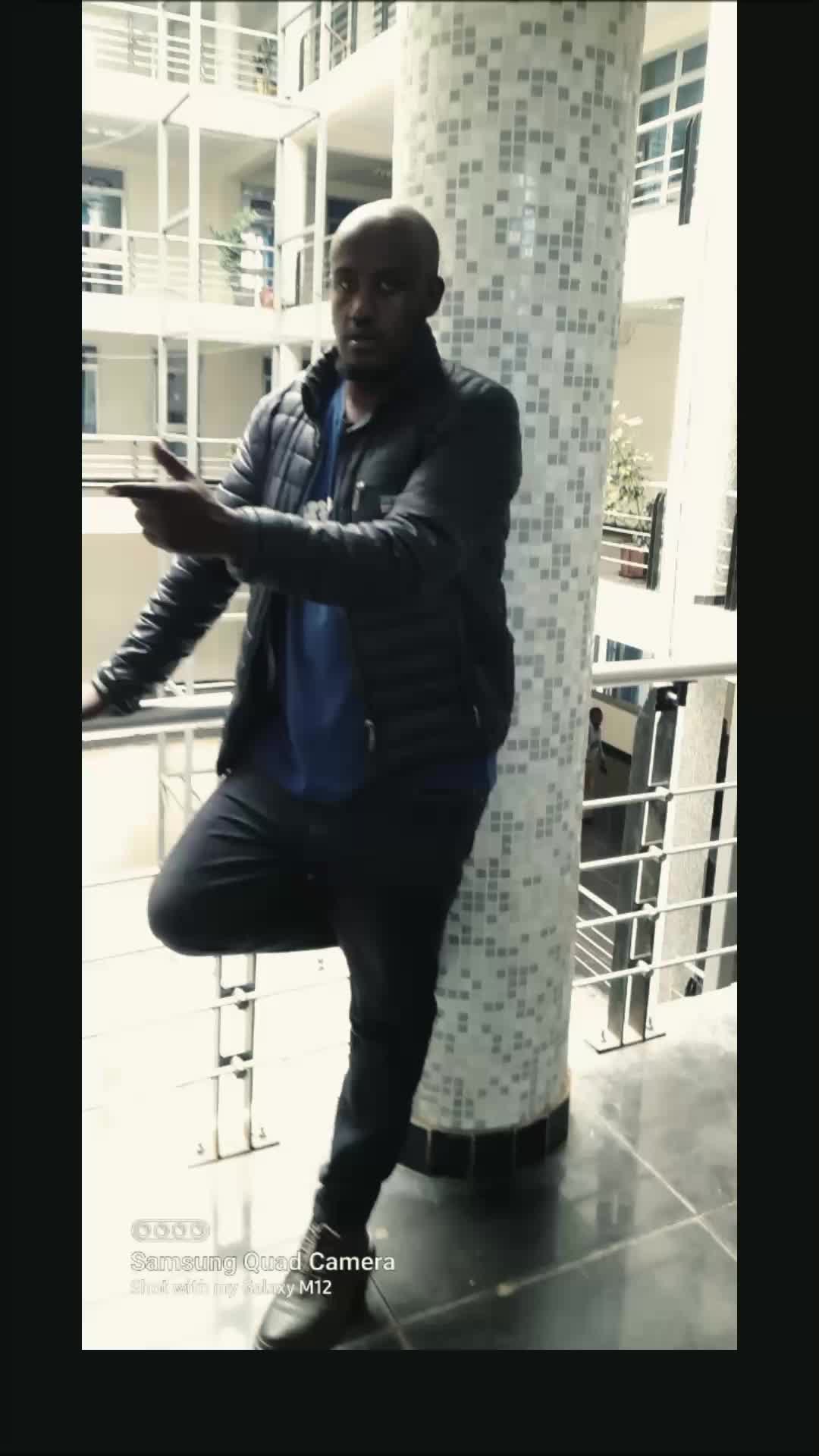 @00351203