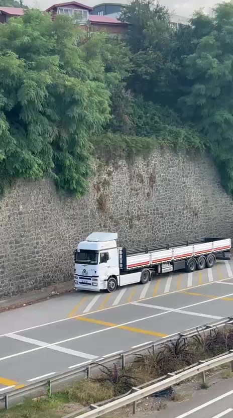 @Bir kelebek 🦋 misali ömrüm