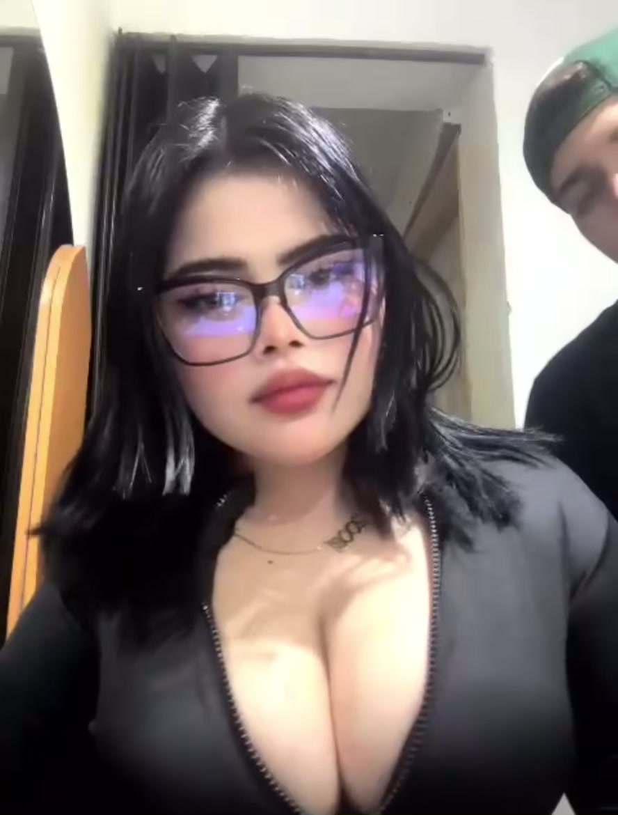 @❤️🔥🥴