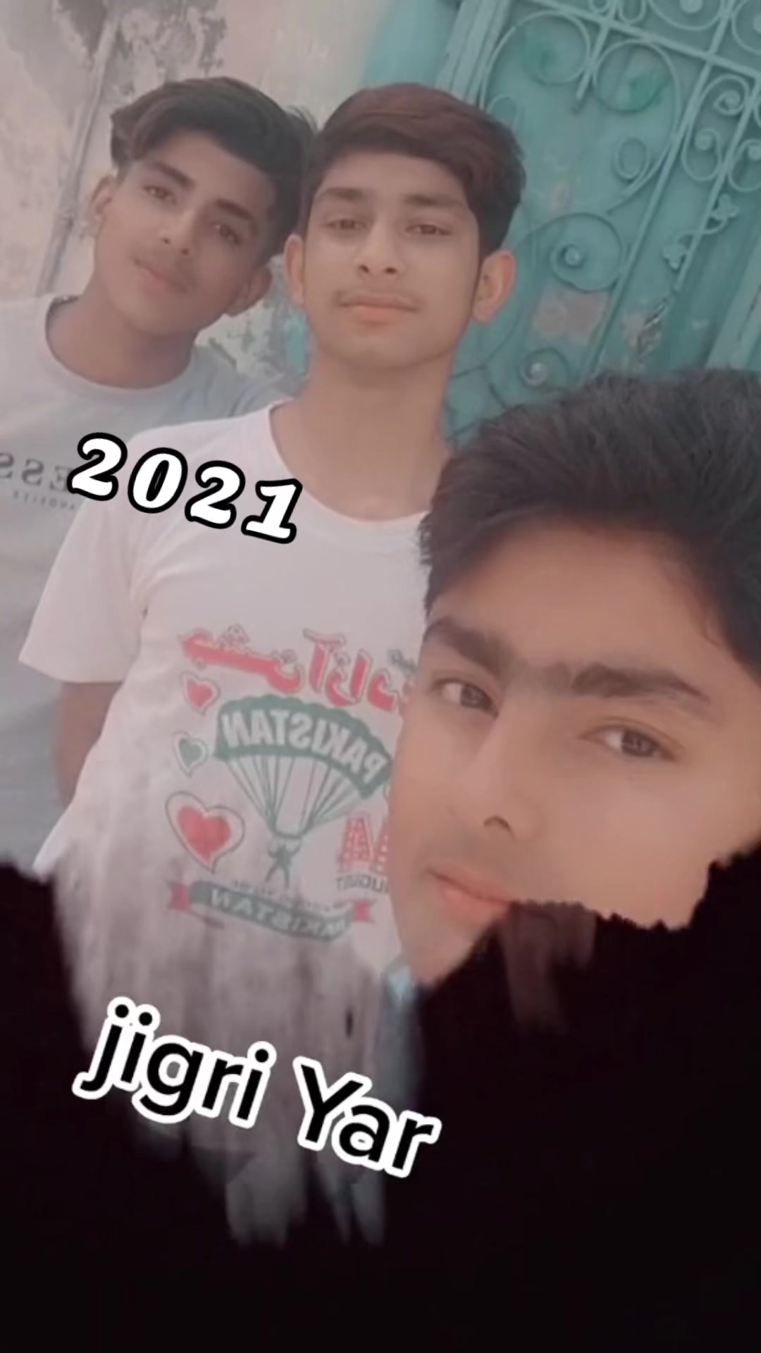 @Dani 🇵🇰🇦🇪
