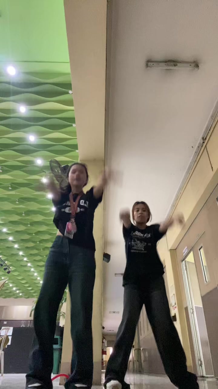 @mj