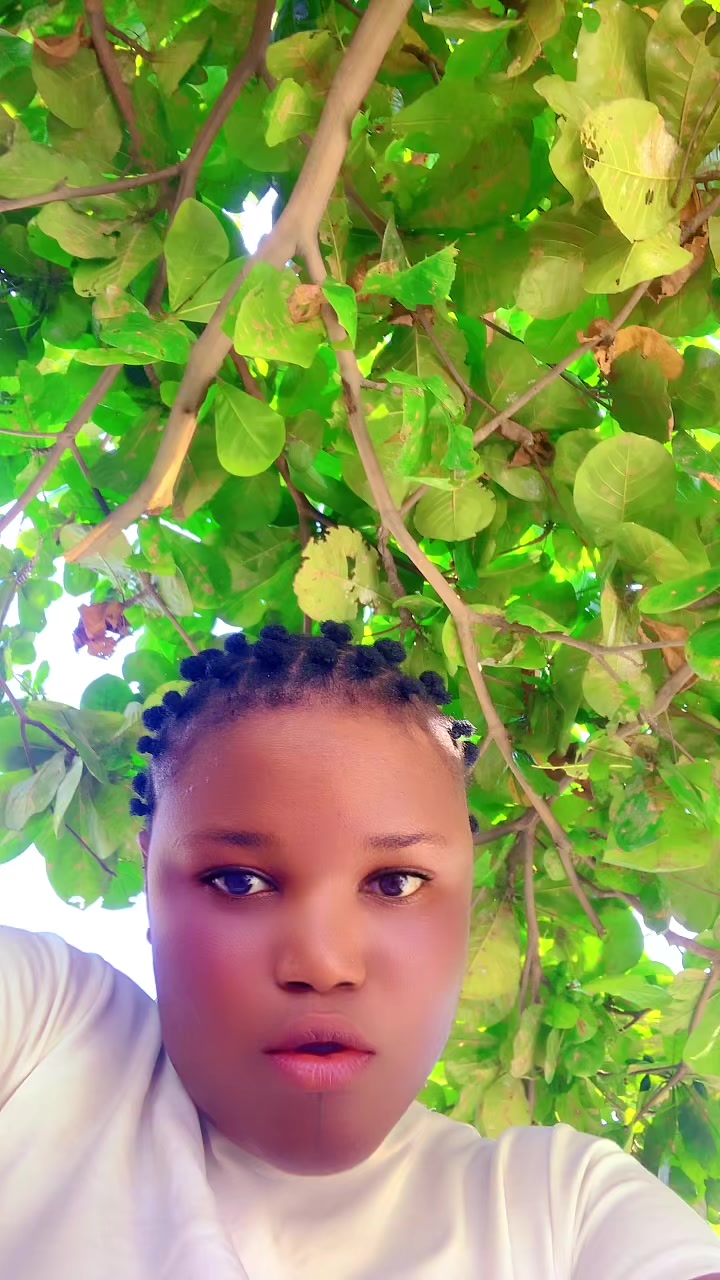 @Anikeade💕💕🥹