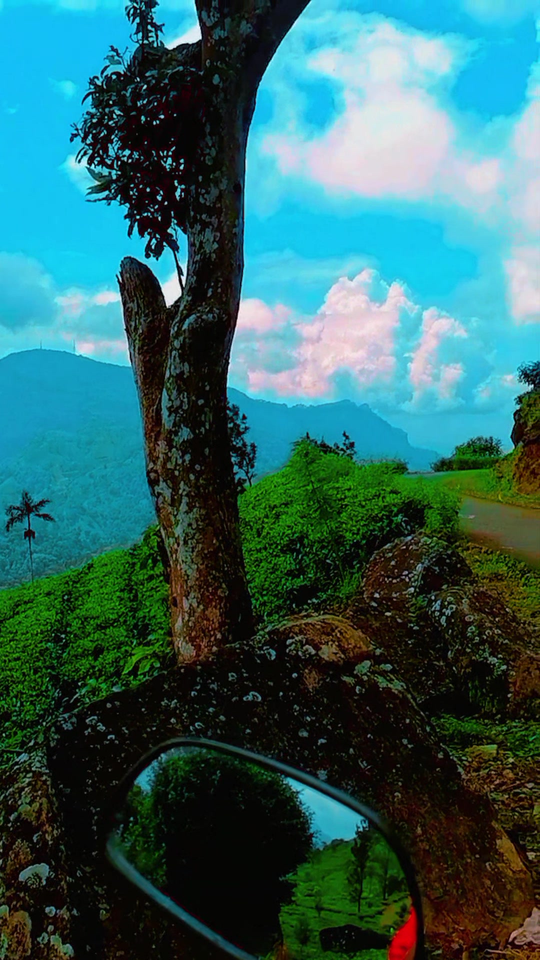 @THARINDU MIHIRANGA 👀🤗