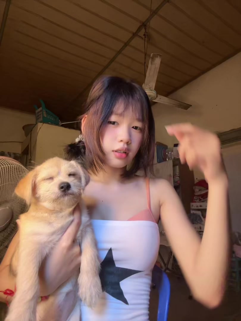 @Lynaa
