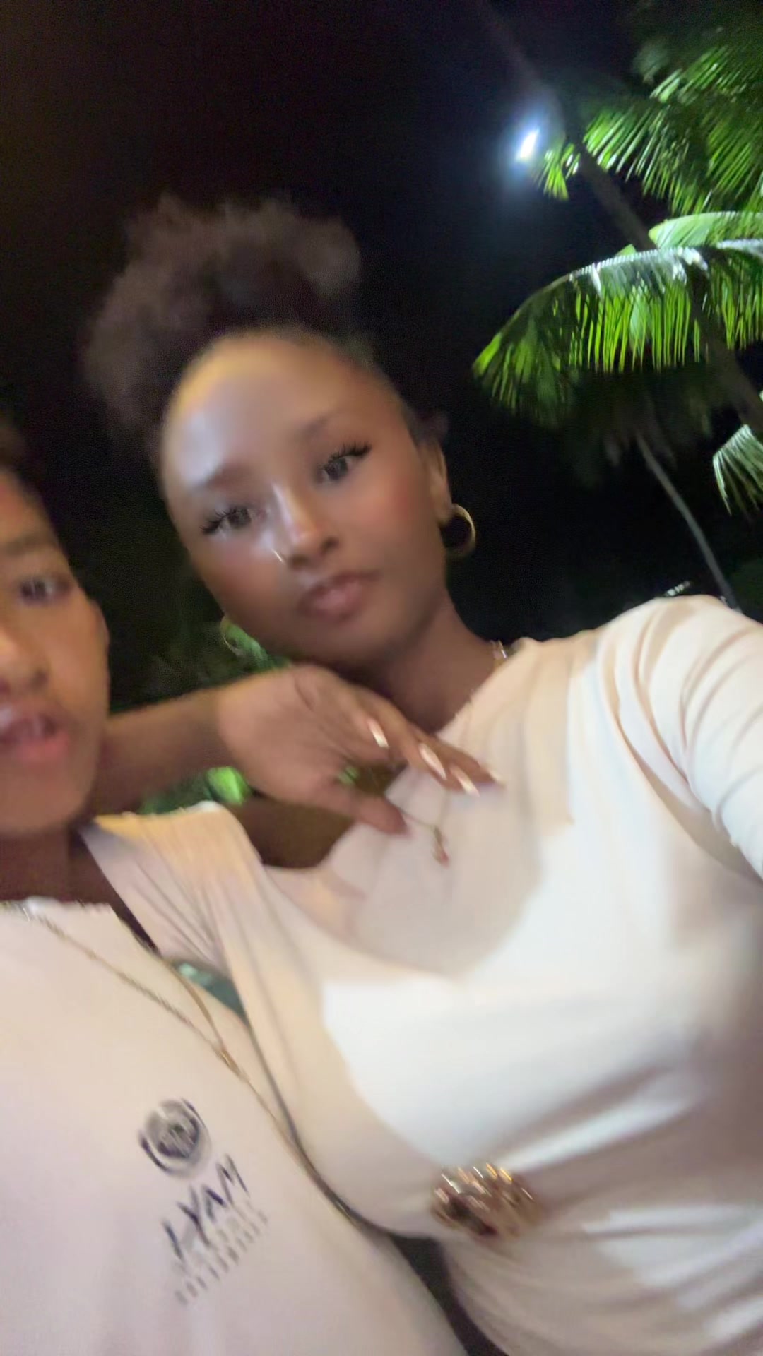 @Chacha🦋~💗🇲🇬