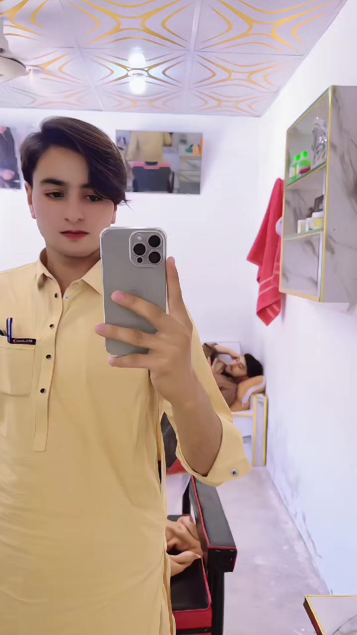 @👑 ISHTIAQ.🔥