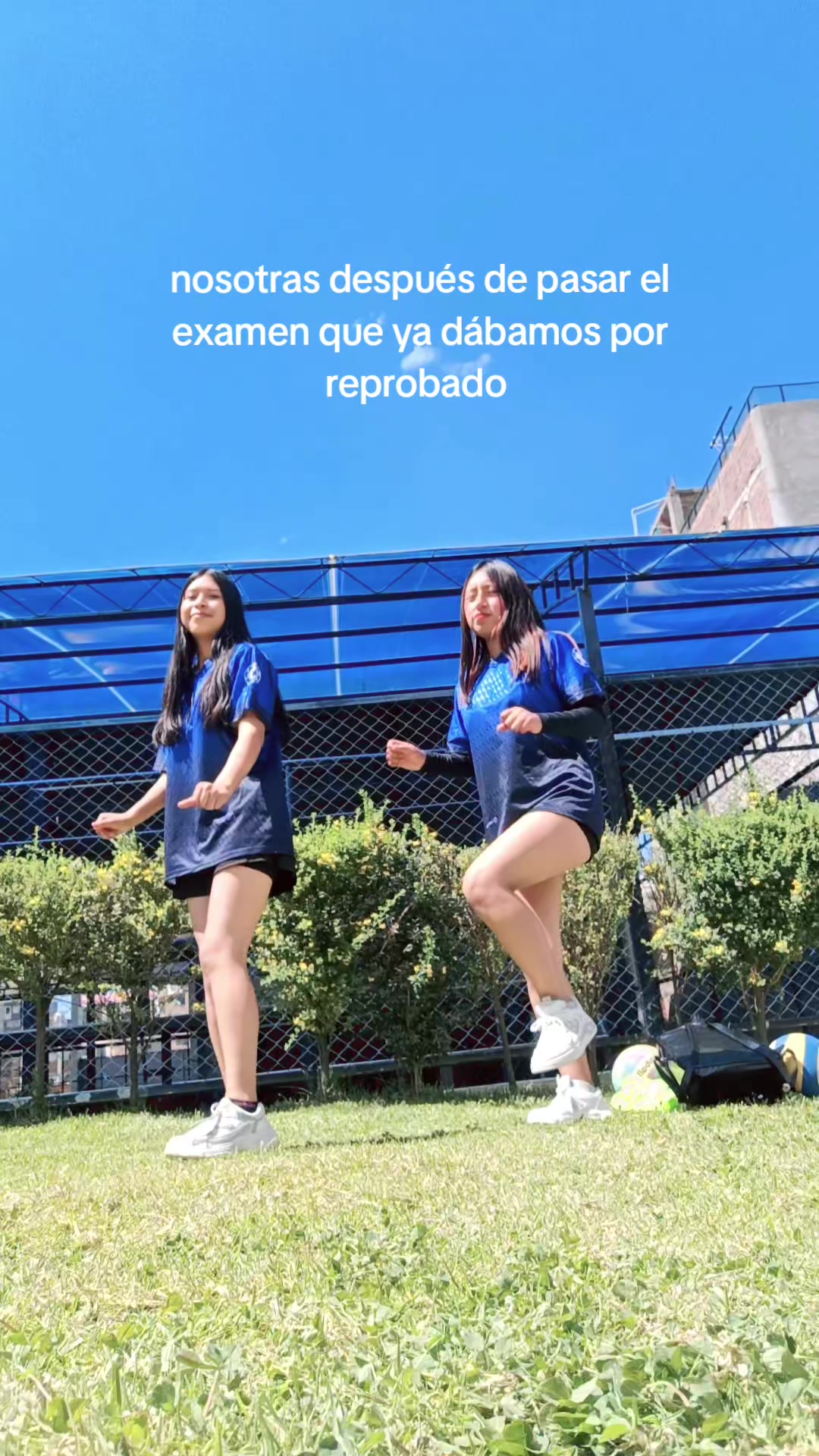@M&aacute;rely<3