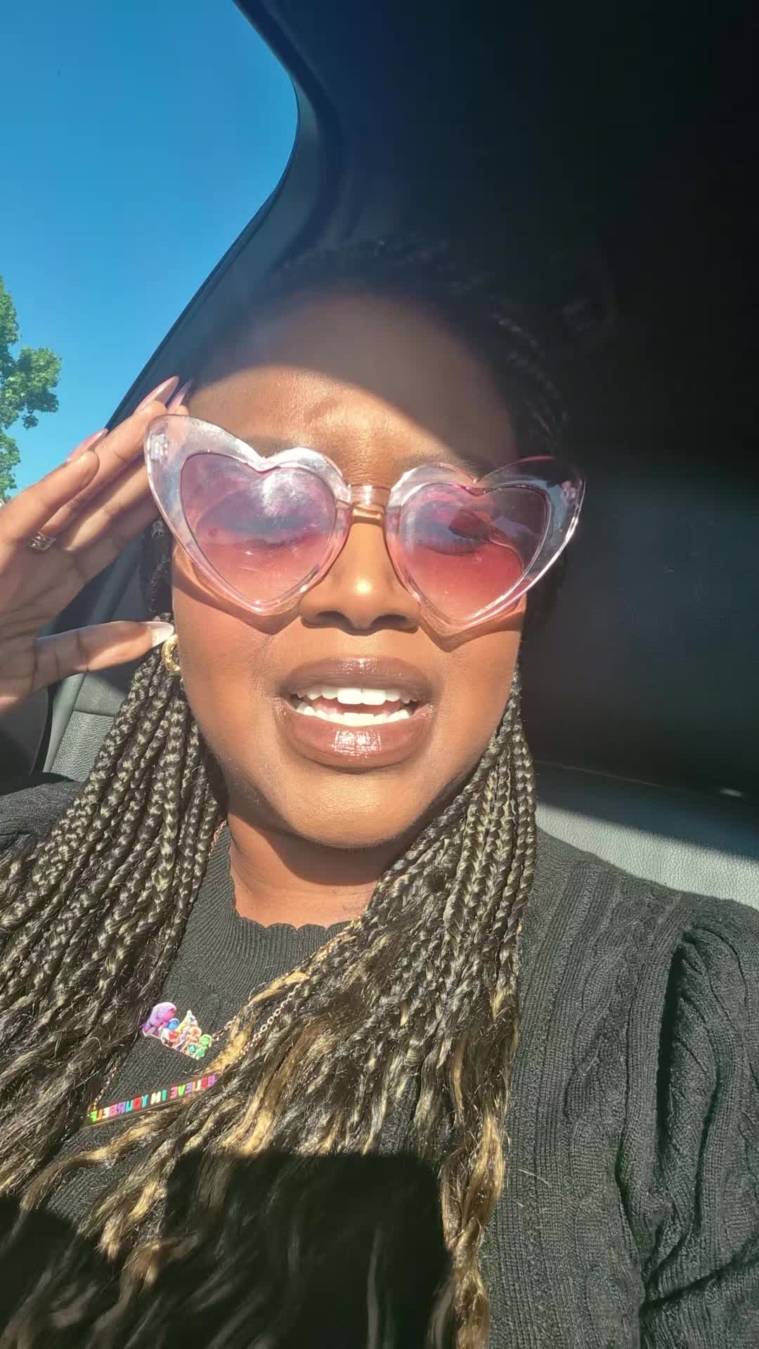 @✨ElleDotMo✨