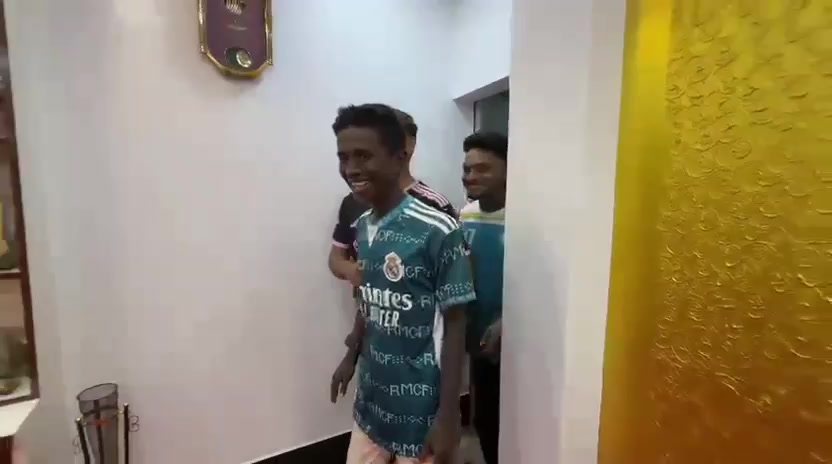 @বিনি ফাহিম ⚽