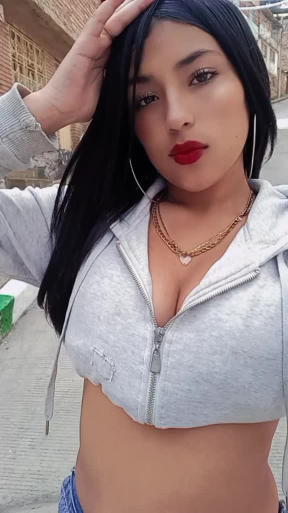 @Viviana🍒
