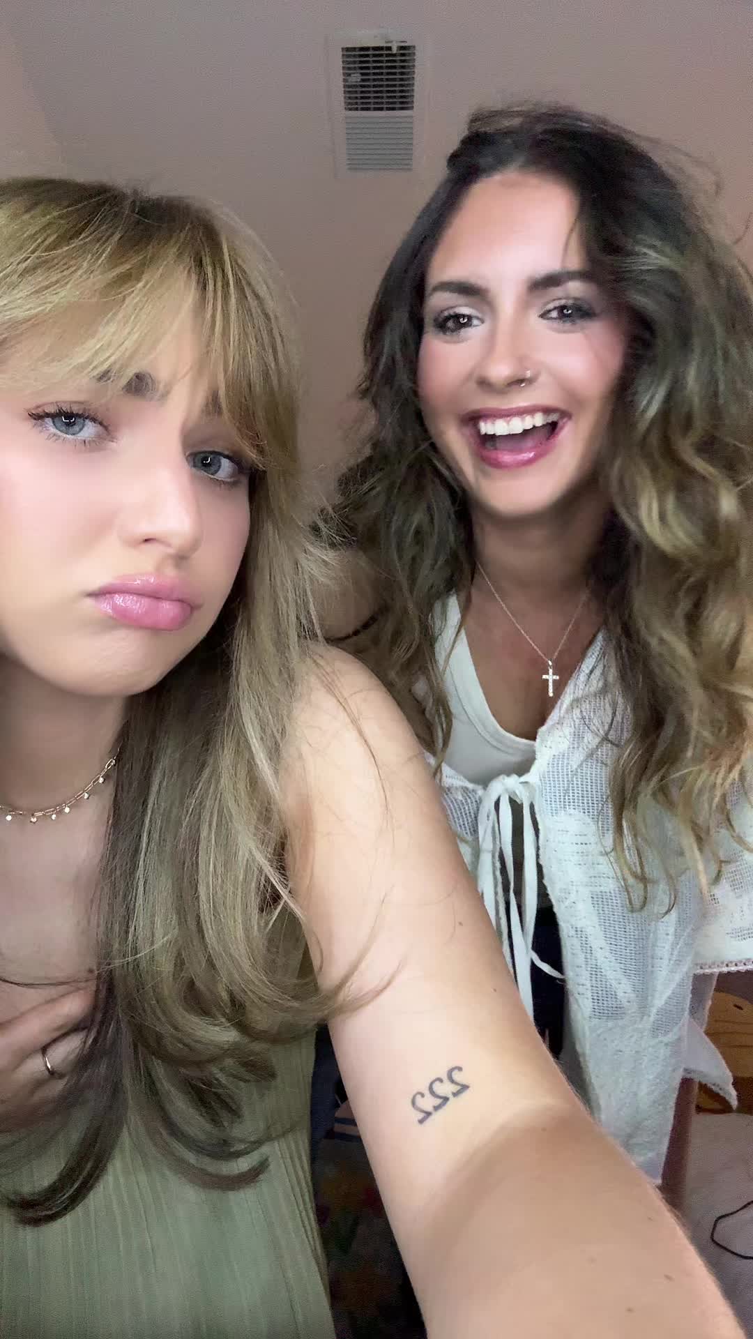 @anna
