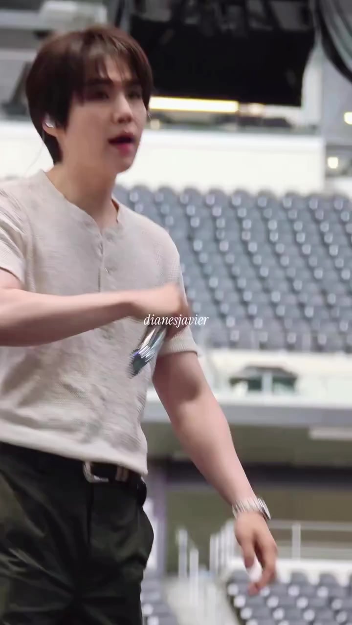 @๐๐ ๐ ๐๐.๐๐๐ ๐๐๐โท