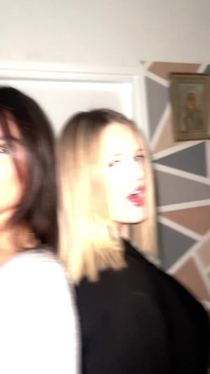 @ellenailicc