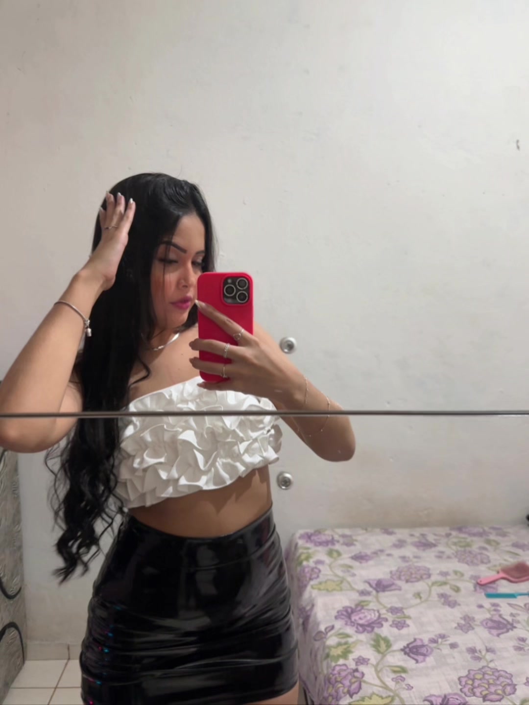 @Karine Vit&oacute;ria