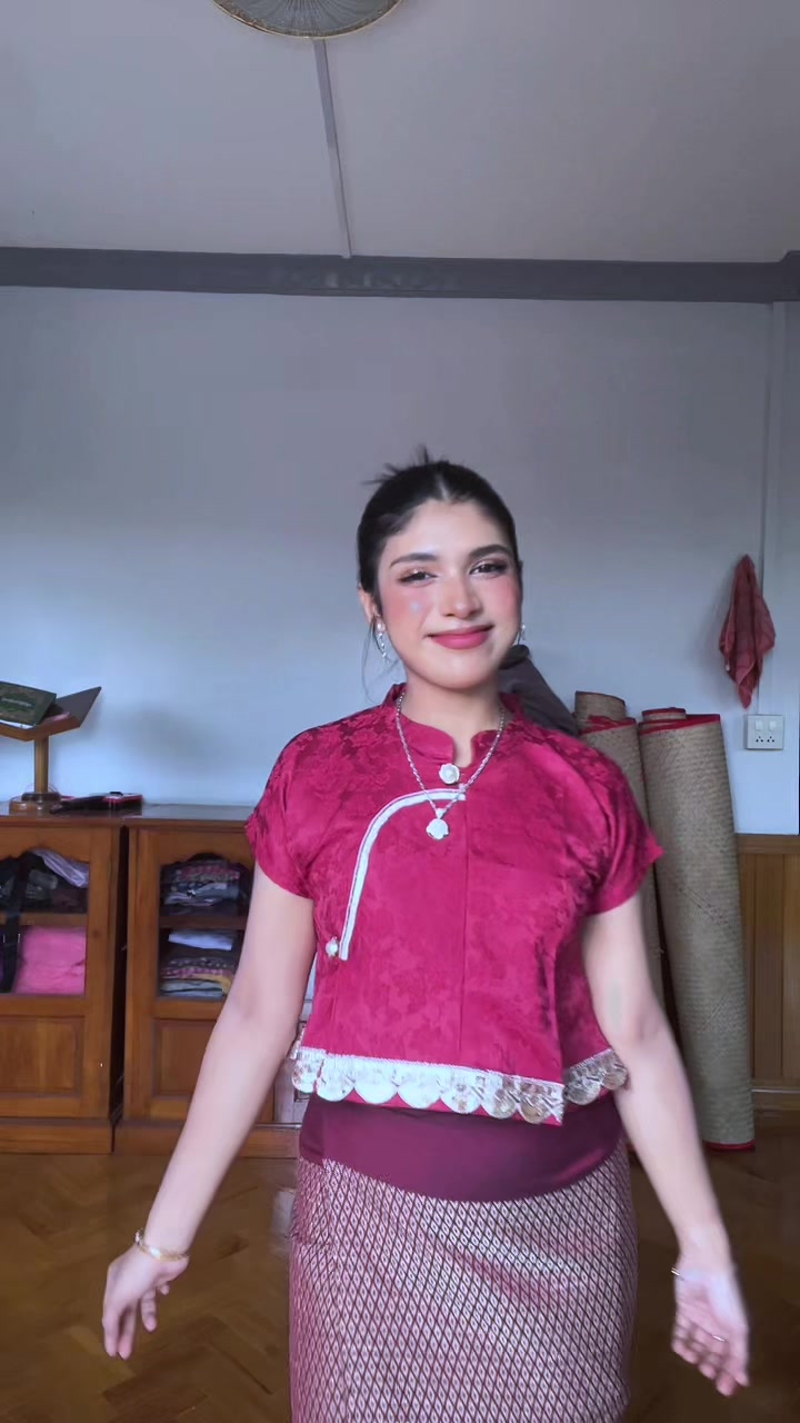@DM channel ๏ Direal Moee