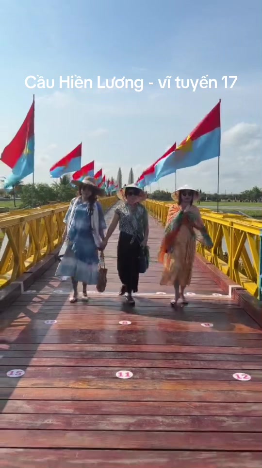 @Tuấn tour địa chỉ đỏ QT