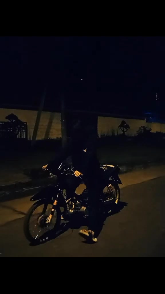 @𝘙𝘪𝘢𝘯𝘯 &bull;