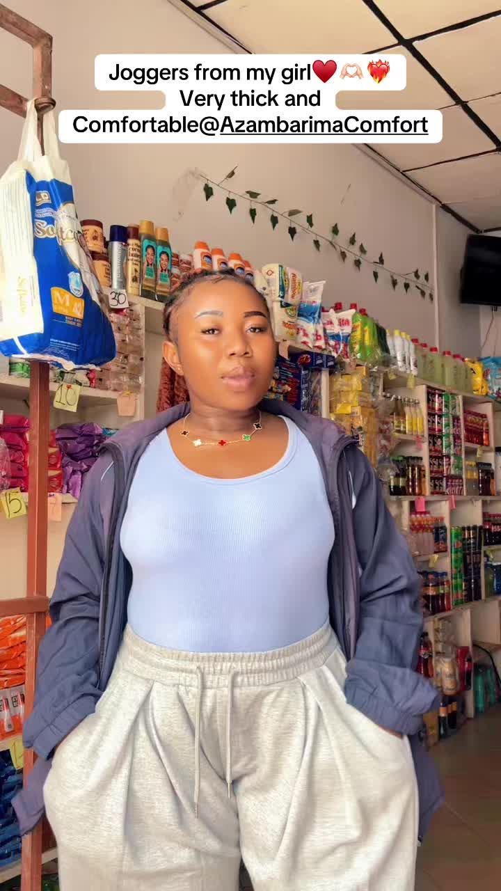 @Shivi's Vintage GlowCos.🛍️🌸