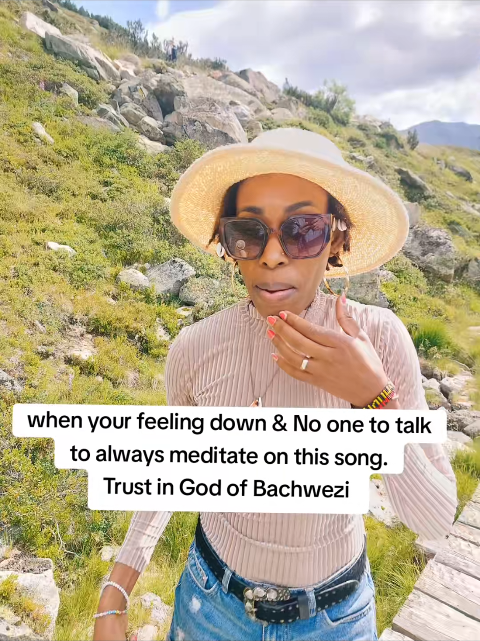 @Nalongo Nyamurungi 👑