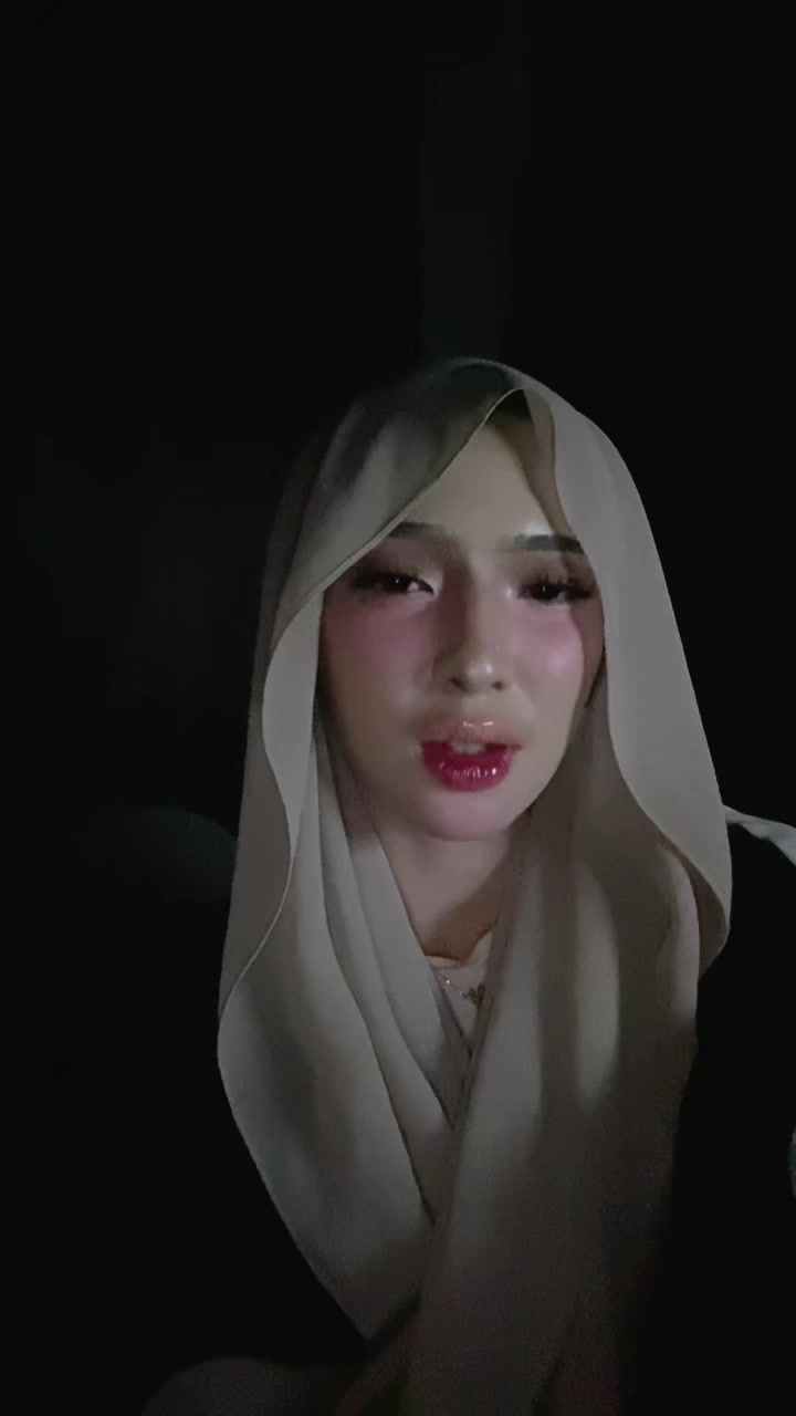 @نبيلة