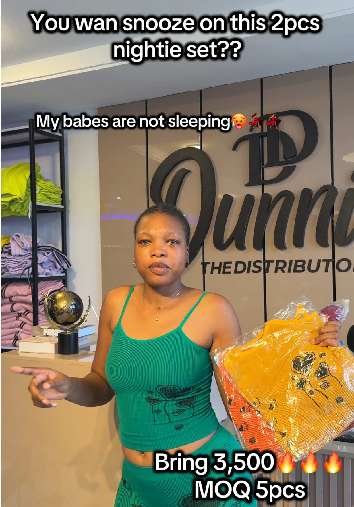 @Dunni🌸THE DISTRIBUTOR