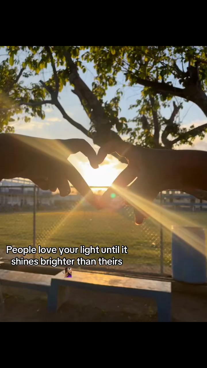 @Daniella 💕