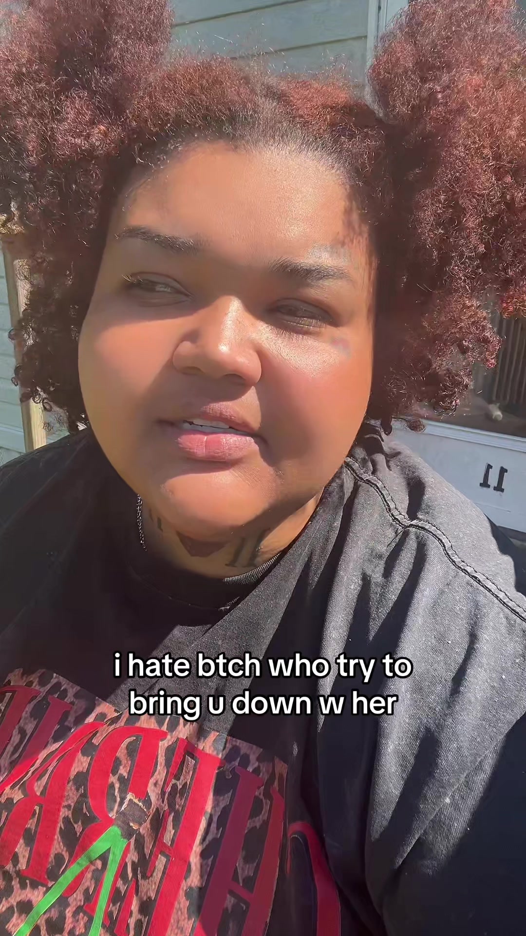@damnhowmanymfsondisbtch