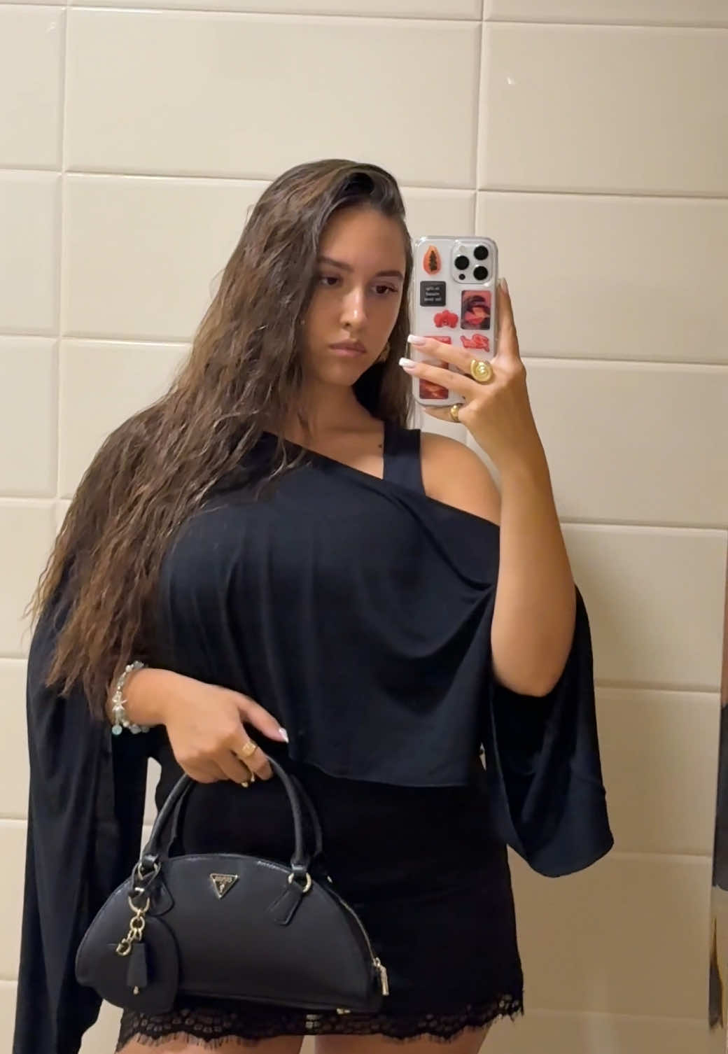 @Maria Lari