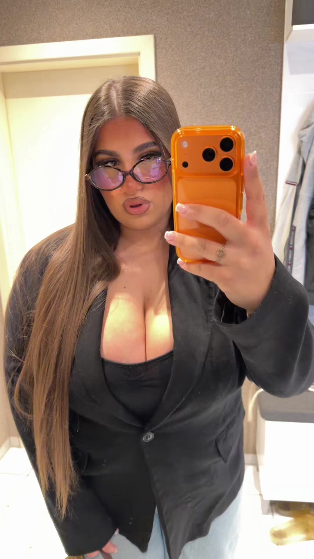 @andjela