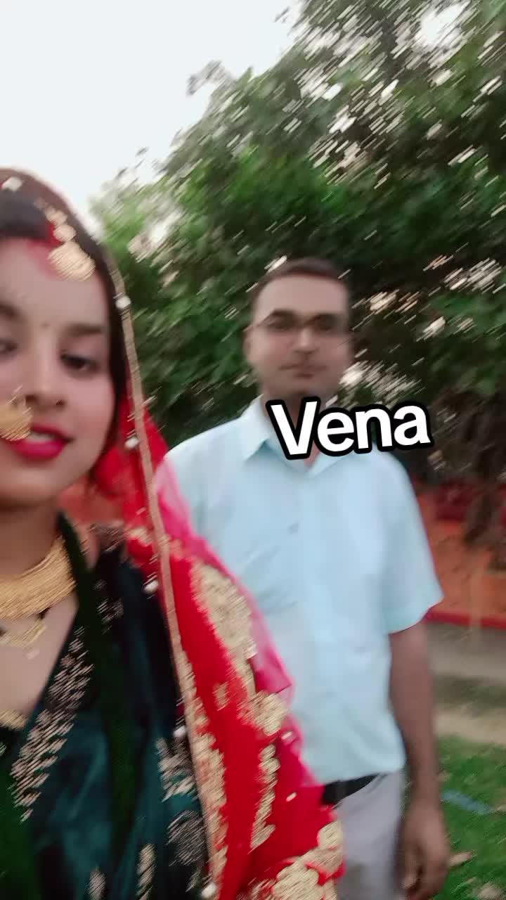 @👑kriti zha👑