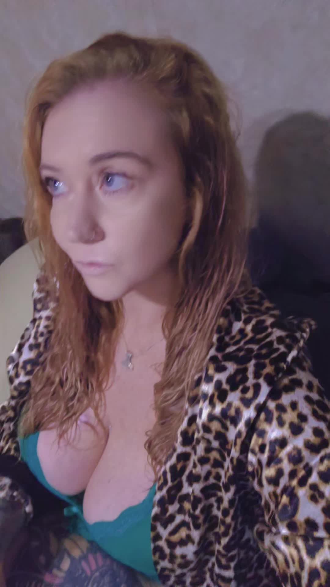 @Carm_♡