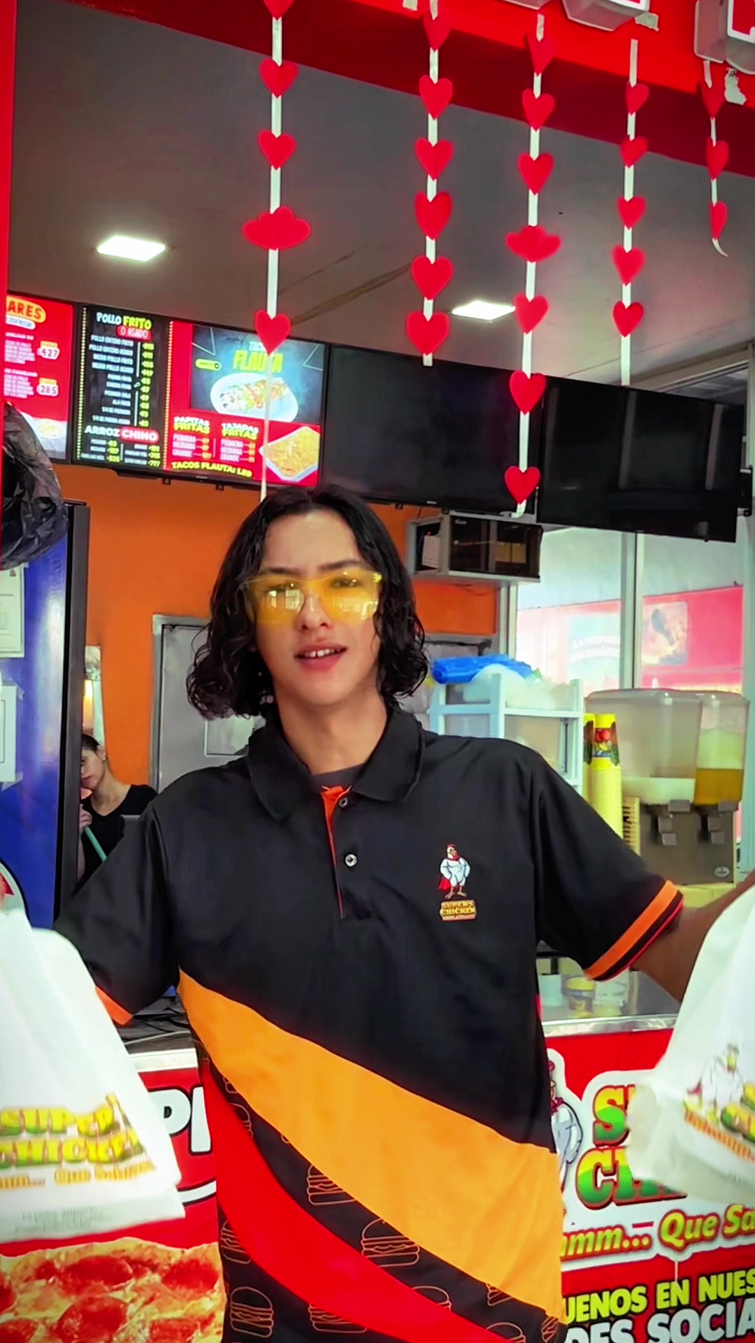 @Super&rsquo;s Chicken Hn